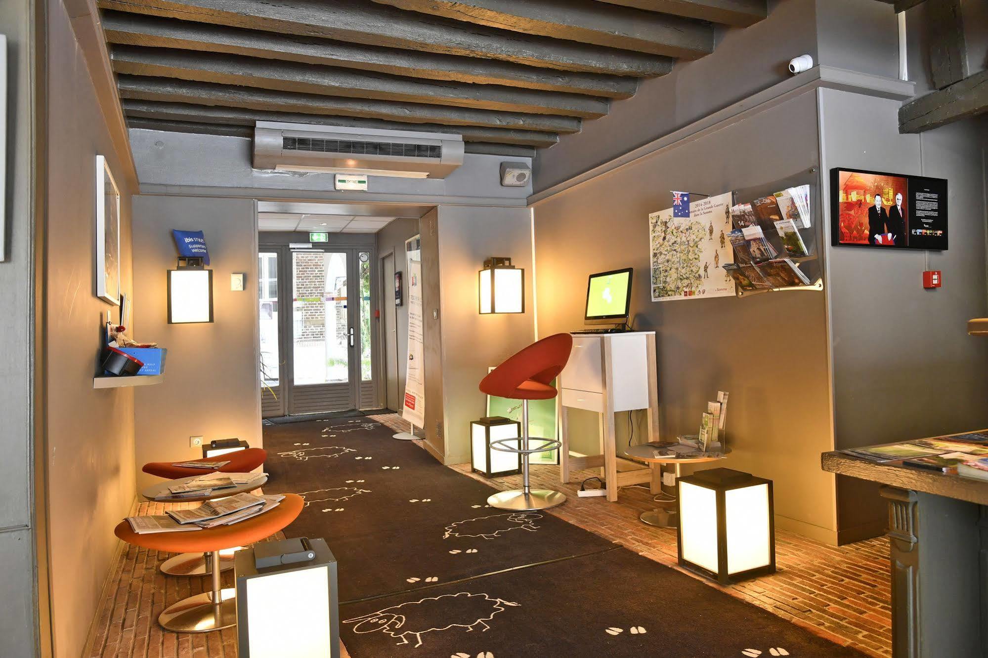 Ibis Styles Amiens Cathedrale Exterior foto