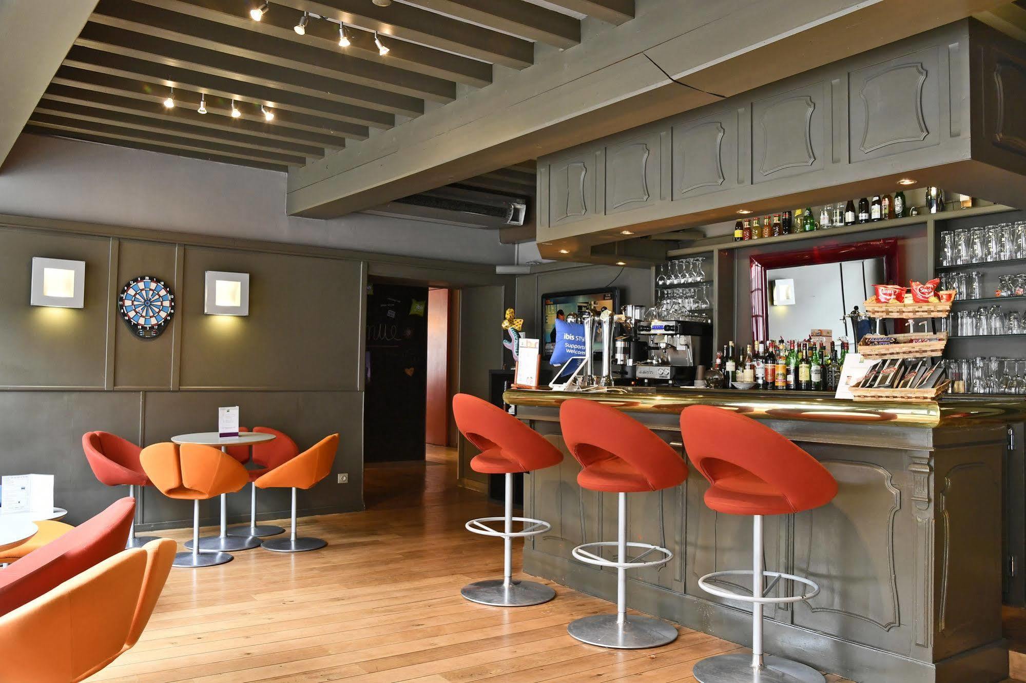Ibis Styles Amiens Cathedrale Exterior foto